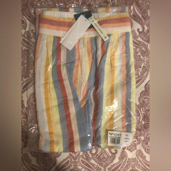 NWT Roxy South Pacific Cropped Pants - Picture 7 of 11